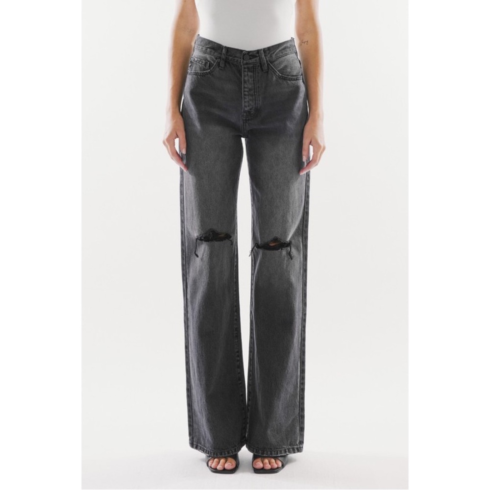 NWT Kancan High Waist Distressed Knee Jeans